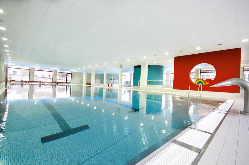 Sportschwimmbecken im Hallenbad Cham