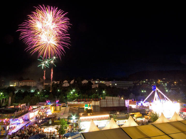 Feuerwerk beim Chamer Volksfest
